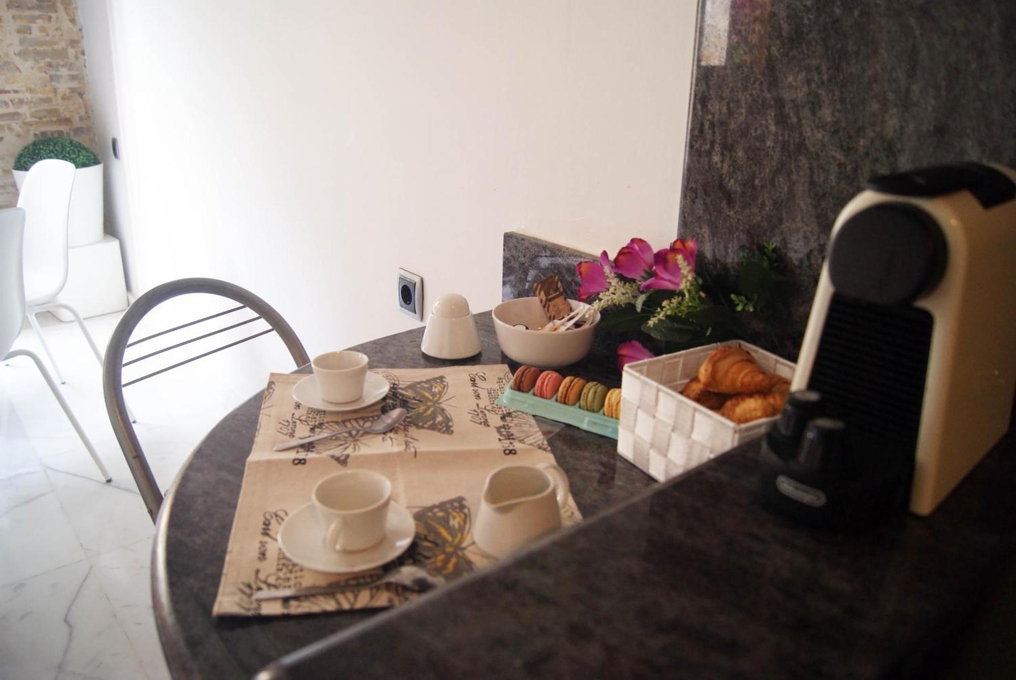 Bolseria Centricos Apartamentos En El Carmen Valencia Luaran gambar