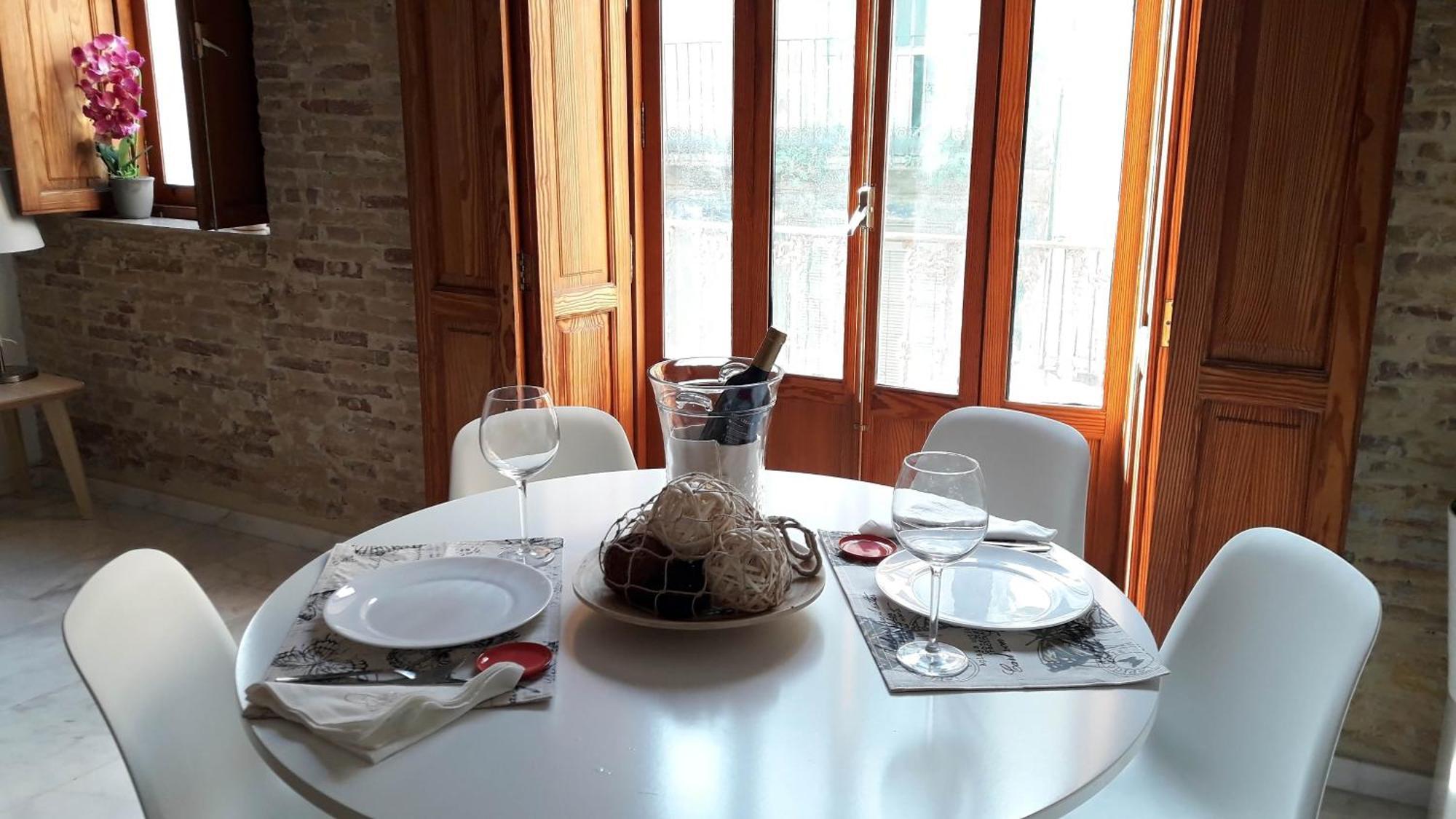 Bolseria Centricos Apartamentos En El Carmen Valencia Luaran gambar